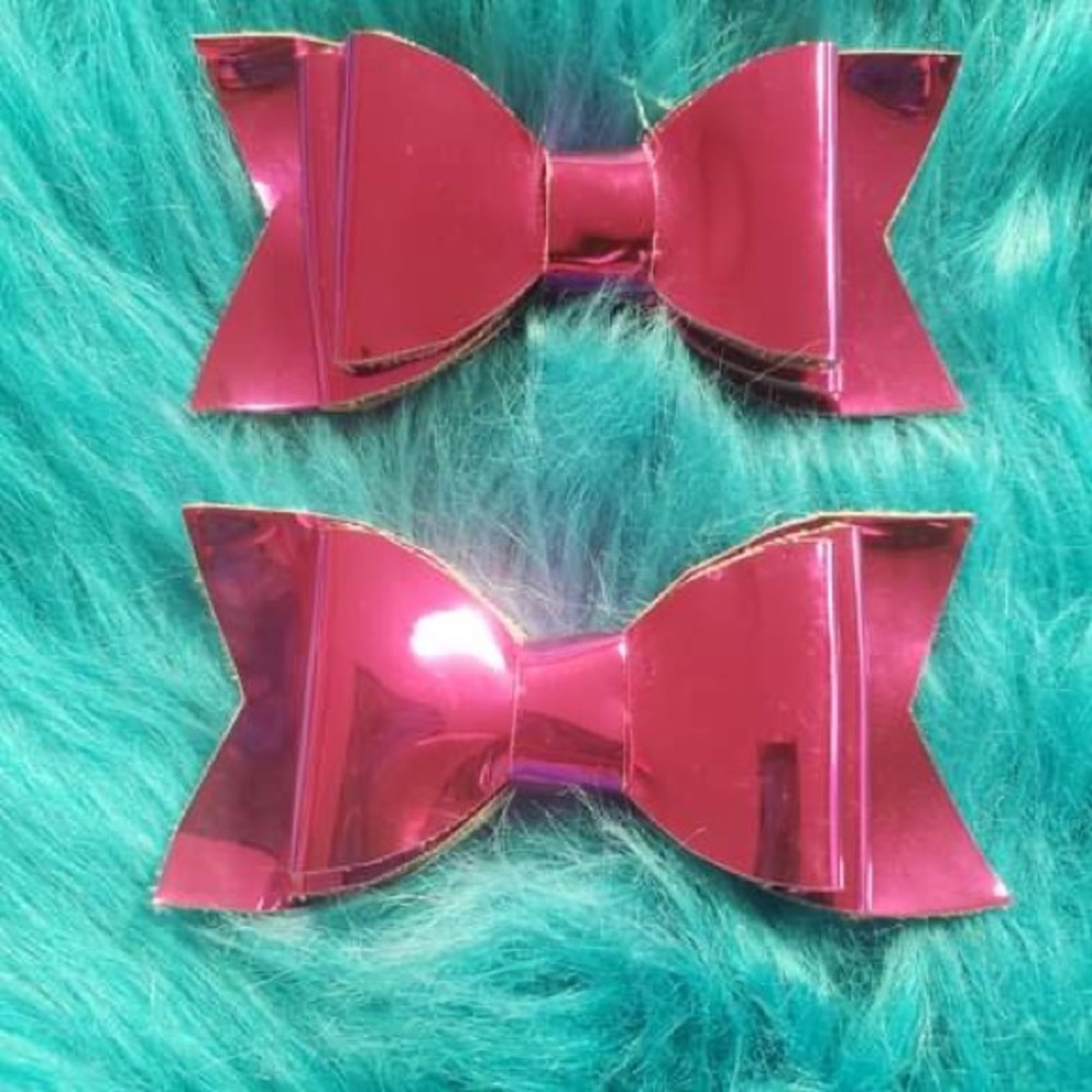 Bows - Picture 10 of 16